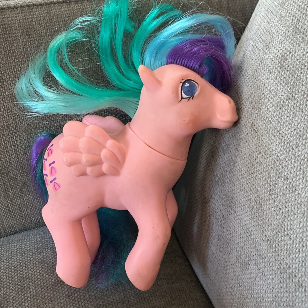 🩵 Hasbro Vintage My Little Pony with Blue Jewel Eyes